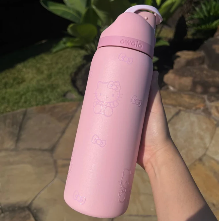Owala x Hello Kitty Limited Edition 32 Oz FreeSip Bottle