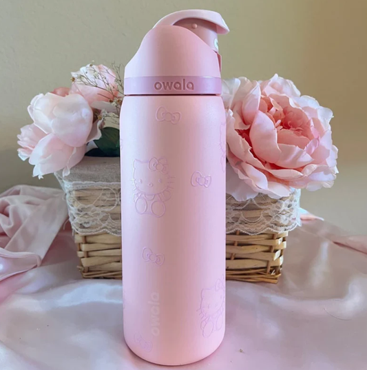 Owala x Hello Kitty Limited Edition 32 Oz FreeSip Bottle